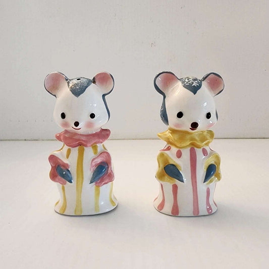 Mid - Century Mouse / Mice Vintage Salt and Pepper Shaker Set - Mulberry Lane Inspirations 1950s Salt & Pepper Shakers